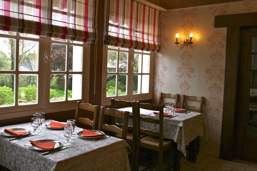 Auberge du Cabestan Hotel Restaurant Audierne Bagian luar foto