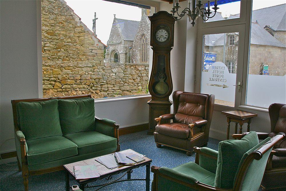 Auberge du Cabestan Hotel Restaurant Audierne Bagian luar foto