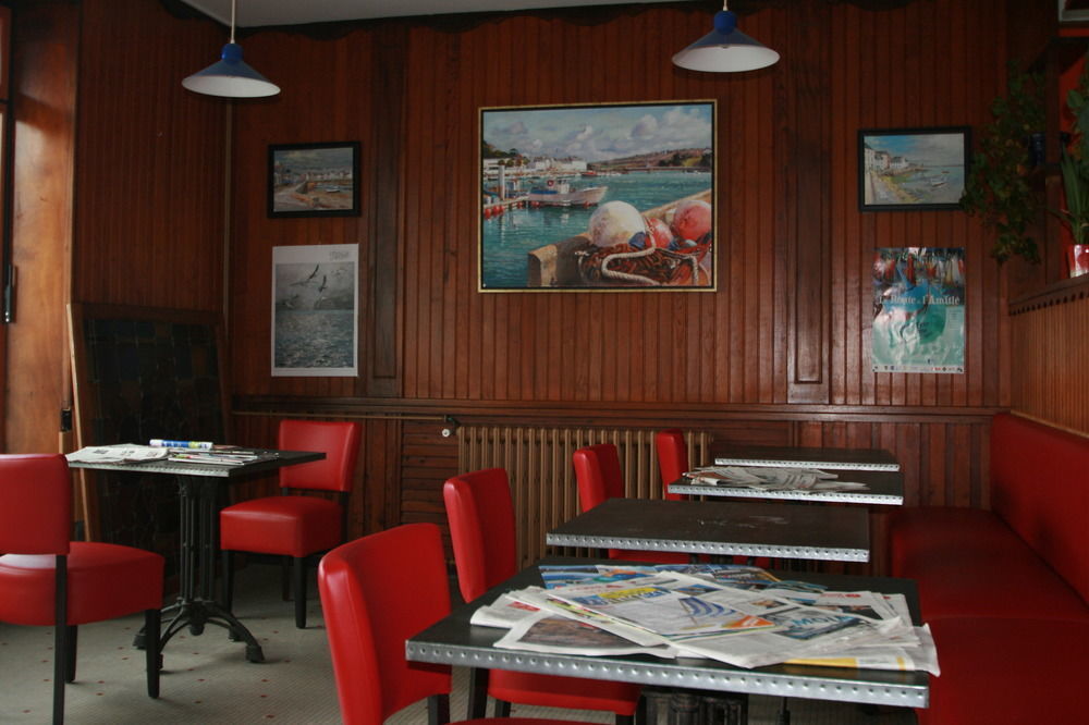 Auberge du Cabestan Hotel Restaurant Audierne Bagian luar foto